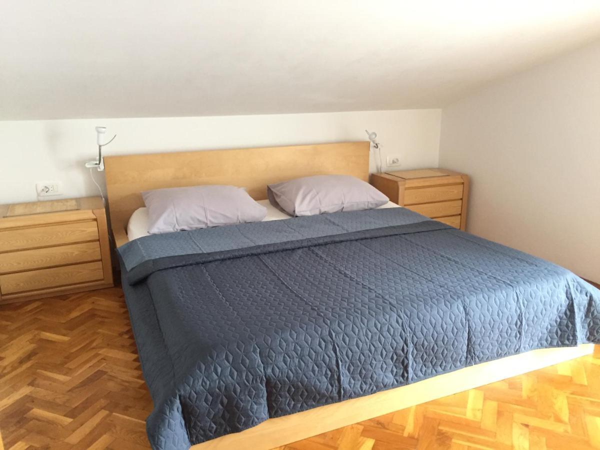 אומיס Apartmani Mateo מראה חיצוני תמונה